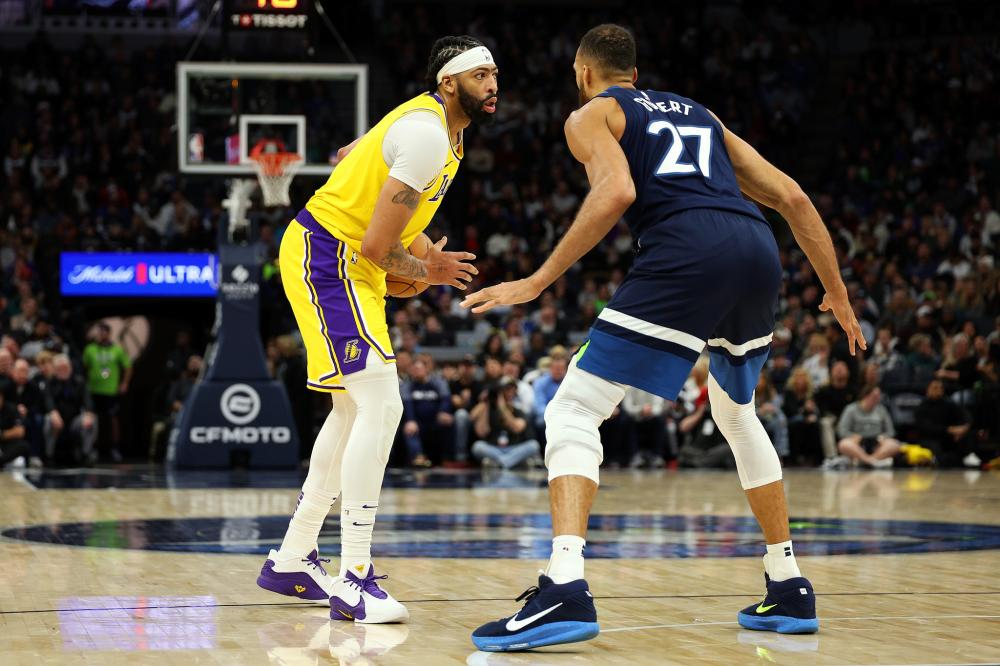 击持球人 击持球人