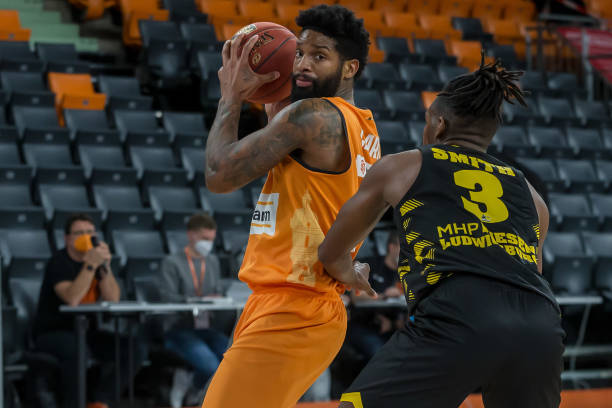 也让我们更 也让我们更