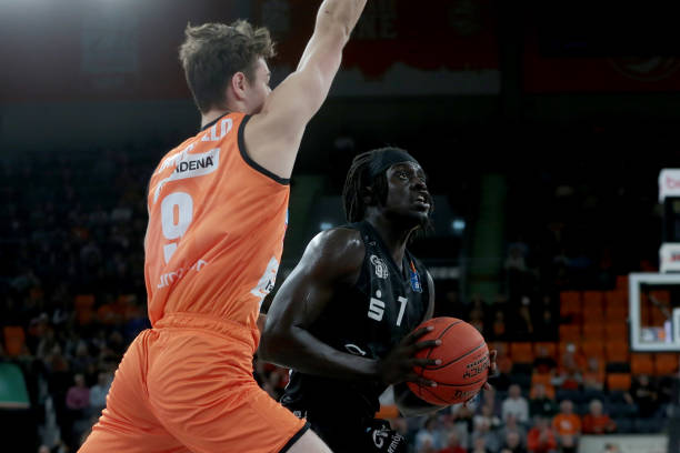 资本市场信 资本市场信